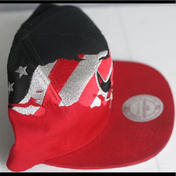 Chicago Bulls Mitchell & Ness adjustable Hat - Picture 2 of 9